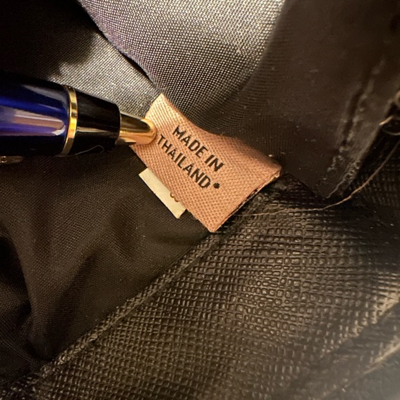 Coach Crosshatch Leather Women's Wallet - Picture 9 of 9